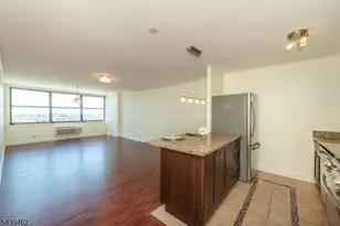 7004 Kennedy Blvd E, Guttenberg Town, NJ 07093 - Photo 15