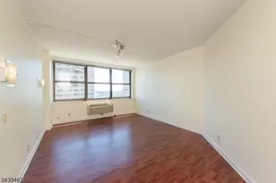 7004 Kennedy Blvd E, Guttenberg Town, NJ 07093 - Photo 29