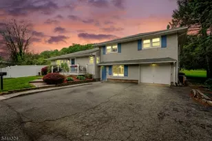 22 Federal Hill Rd, Pompton Lakes, NJ 07442 - Photo 1