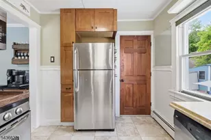 5 Fern Ln, Parsippany, NJ 07834 - Photo 9