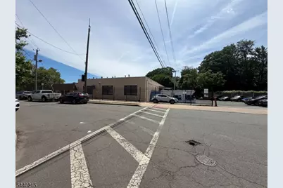 123 Manchester Pl, Newark, NJ 07104 - Photo 1