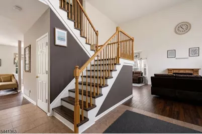 917 Timberline Dr, Jefferson Township, NJ 07849 - Photo 5