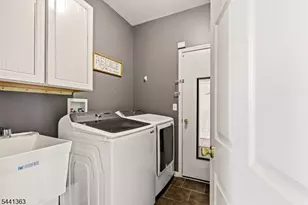 917 Timberline Dr, Jefferson Township, NJ 07849 - Photo 21