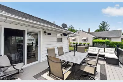 42 Donnalin Pl, Clifton, NJ 07013 - Photo 33