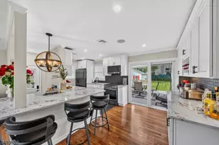 42 Donnalin Pl, Clifton, NJ 07013 - Photo 9