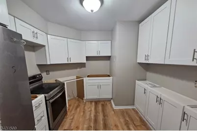 24 Spring Valley Blvd, Bernards Township, NJ 07920 - Photo 13