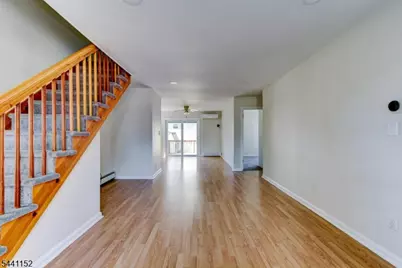 5 Reaville Ct, Parsippany, NJ 07054 - Photo 5