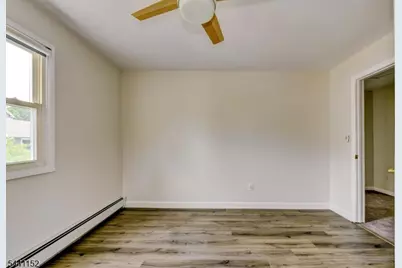 5 Reaville Ct, Parsippany, NJ 07054 - Photo 37