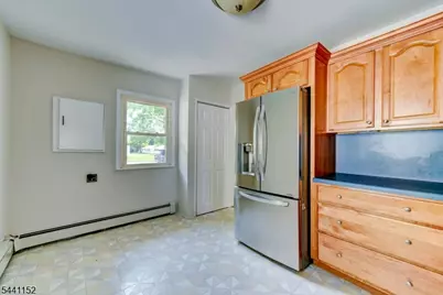 5 Reaville Ct, Parsippany, NJ 07054 - Photo 23