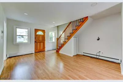5 Reaville Ct, Parsippany, NJ 07054 - Photo 13
