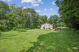 335 Drakestown Rd, Washington Township, NJ 07853 - Photo 27