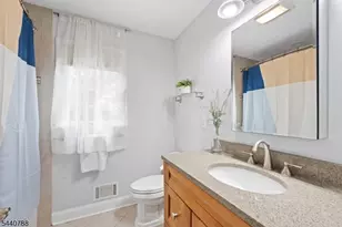 15 Williamsburg Ct, Montgomery Township, NJ 08558 - Photo 27