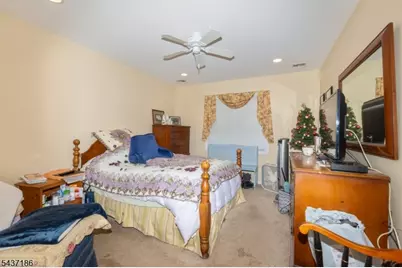 139 Mohawk Trl, Wayne, NJ 07470 - Photo 21