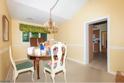 139 Mohawk Trl, Wayne, NJ 07470 - Photo 7