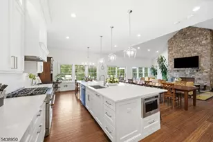 67 Virginia Ln, West Milford, NJ 07480 - Photo 9