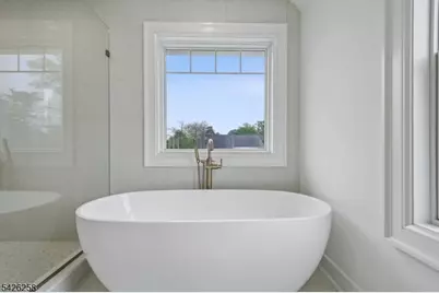 4 Shadylawn Dr, Madison, NJ 07940 - Photo 25
