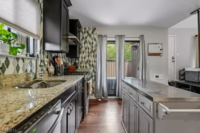 244 Kingsberry Dr #244, Franklin Township, NJ 08873 - Photo 13