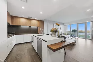 320 Adolphus Ave, Cliffside Park, NJ 07010 - Photo 5
