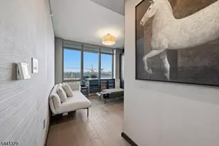 320 Adolphus Ave, Cliffside Park, NJ 07010 - Photo 19