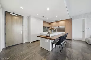 320 Adolphus Ave, Cliffside Park, NJ 07010 - Photo 3