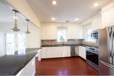 16 Columbus Ave, Glen Ridge, NJ 07028 - Photo 11