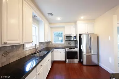 16 Columbus Ave, Glen Ridge, NJ 07028 - Photo 13