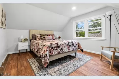 1220 Crescent Ave, Roselle, NJ 07203 - Photo 17
