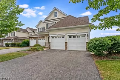 28 Briar Ct, Hardyston Township, NJ 07419 - Photo 1