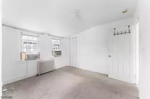 72 Minerva Ave, Hawthorne, NJ 07506 - Photo 13