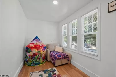 138 Bessida St, Bloomfield, NJ 07003 - Photo 9