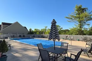135 Falcon Ridge Way, Hamburg, NJ 07419 - Photo 9