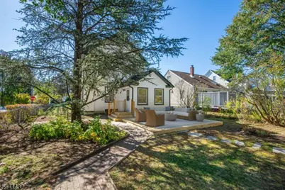 69 W Hanover Ave, Morris Plains, NJ 07950 - Photo 7