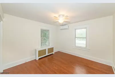 69 W Hanover Ave, Morris Plains, NJ 07950 - Photo 29