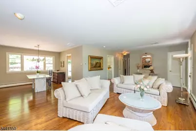 36 Leamoor Dr, Morris Plains, NJ 07950 - Photo 11