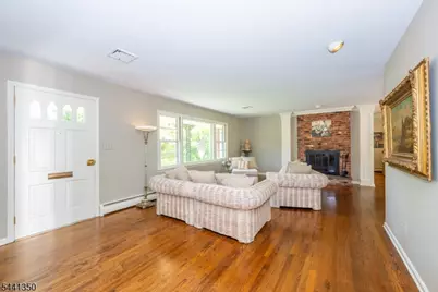 36 Leamoor Dr, Morris Plains, NJ 07950 - Photo 9