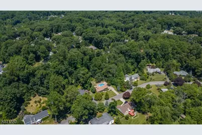 36 Leamoor Dr, Morris Plains, NJ 07950 - Photo 49
