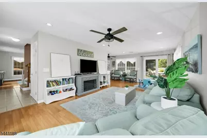 2 Brights Point Rd, Jefferson Township, NJ 07849 - Photo 7
