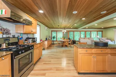 101 Rolling Ridge Rd, West Milford Twp., NJ 07480 - Photo 11