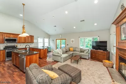101 Rolling Ridge Rd, West Milford Twp., NJ 07480 - Photo 3