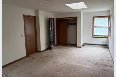 124 Perryville Rd, Union Township, NJ 08867 - Photo 37