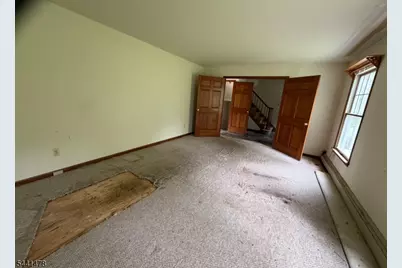 124 Perryville Rd, Union Township, NJ 08867 - Photo 21