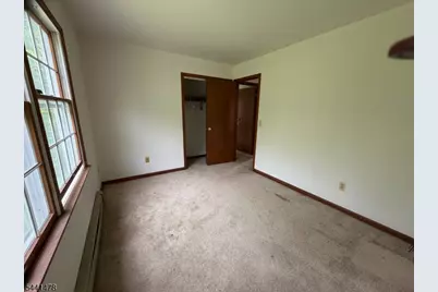 124 Perryville Rd, Union Township, NJ 08867 - Photo 29