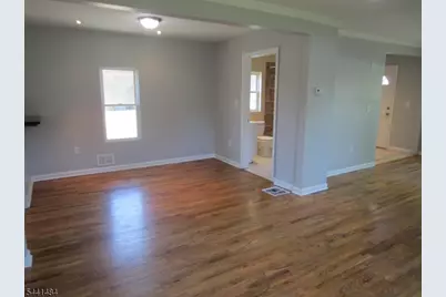 279 Oregon St, Union Township, NJ 07088 - Photo 7
