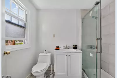 41 Berkeley Pl, Bloomfield, NJ 07003 - Photo 13