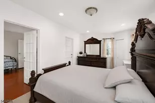 41 Berkeley Pl, Bloomfield, NJ 07003 - Photo 11