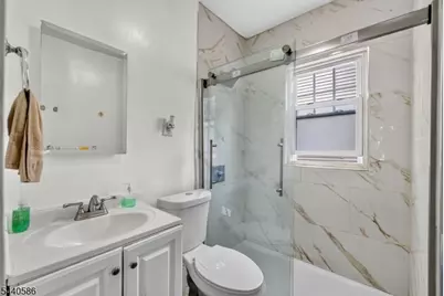 41 Berkeley Pl, Bloomfield, NJ 07003 - Photo 9