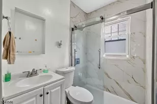 41 Berkeley Pl, Bloomfield, NJ 07003 - Photo 9