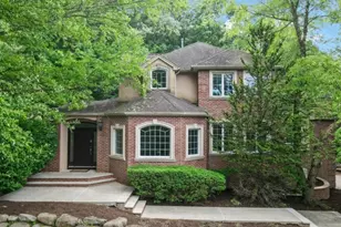 6 Briscoe Chase, Ringwood, NJ 07456 - Photo 1