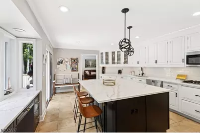 1974 Winding Brook Way, Scotch Plains Township, NJ 07076 - Photo 17
