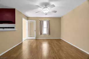 19 Delavan Ct, New Brunswick, NJ 08901 - Photo 13